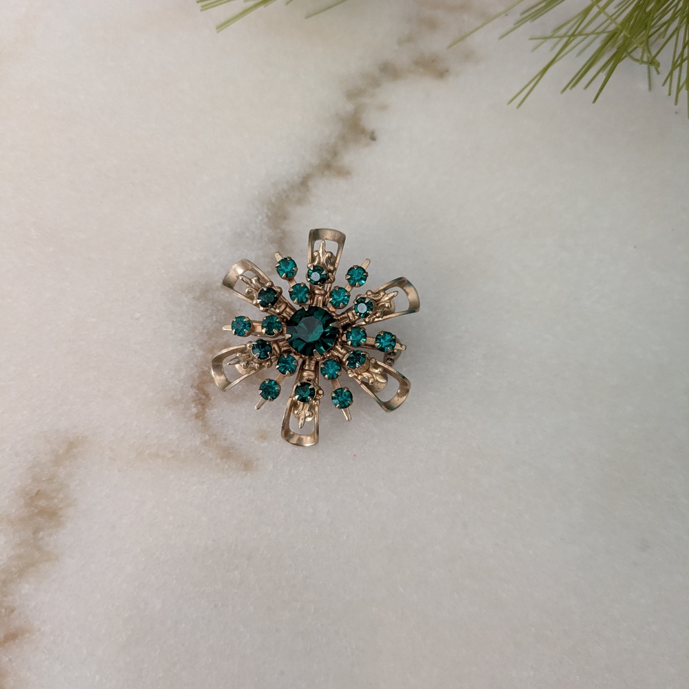 Elegant Gold and Teal Floral Brooch